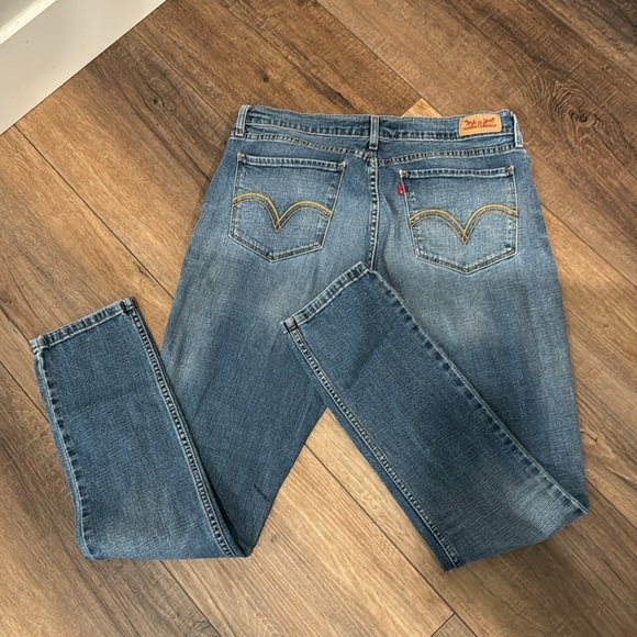 Women’s low-cut 524 skinny size 11 Levi’s jeans - Picture 5 of 9